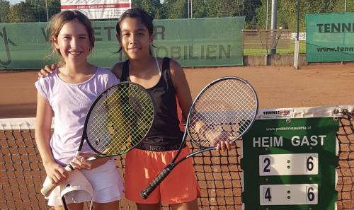 Emilie und Jasmin krönen sich zu u13 Kreismeisterinnen und spielen nächstes Jahr in der NÖ-Landesliga!